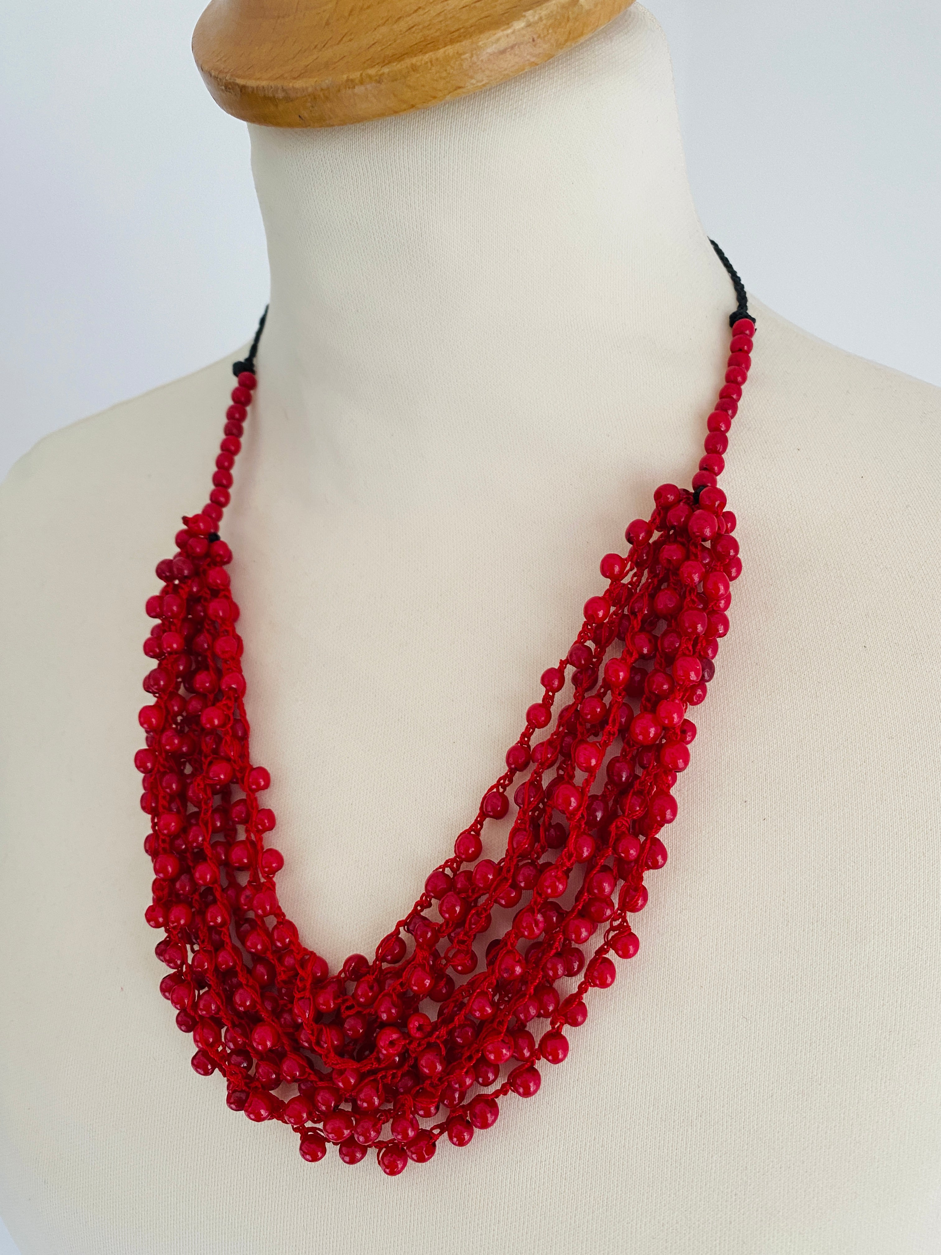Chirilla Seeds Necklace - Red